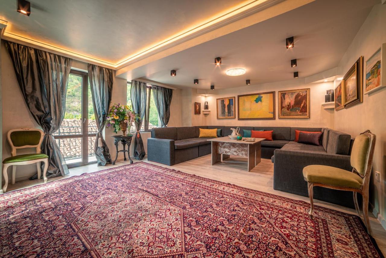 וליקו טורנובו The Gallery Guest House - Garden And Garage מראה חיצוני תמונה