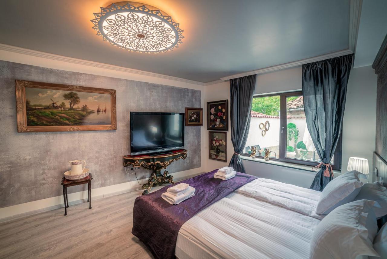 וליקו טורנובו The Gallery Guest House - Garden And Garage מראה חיצוני תמונה