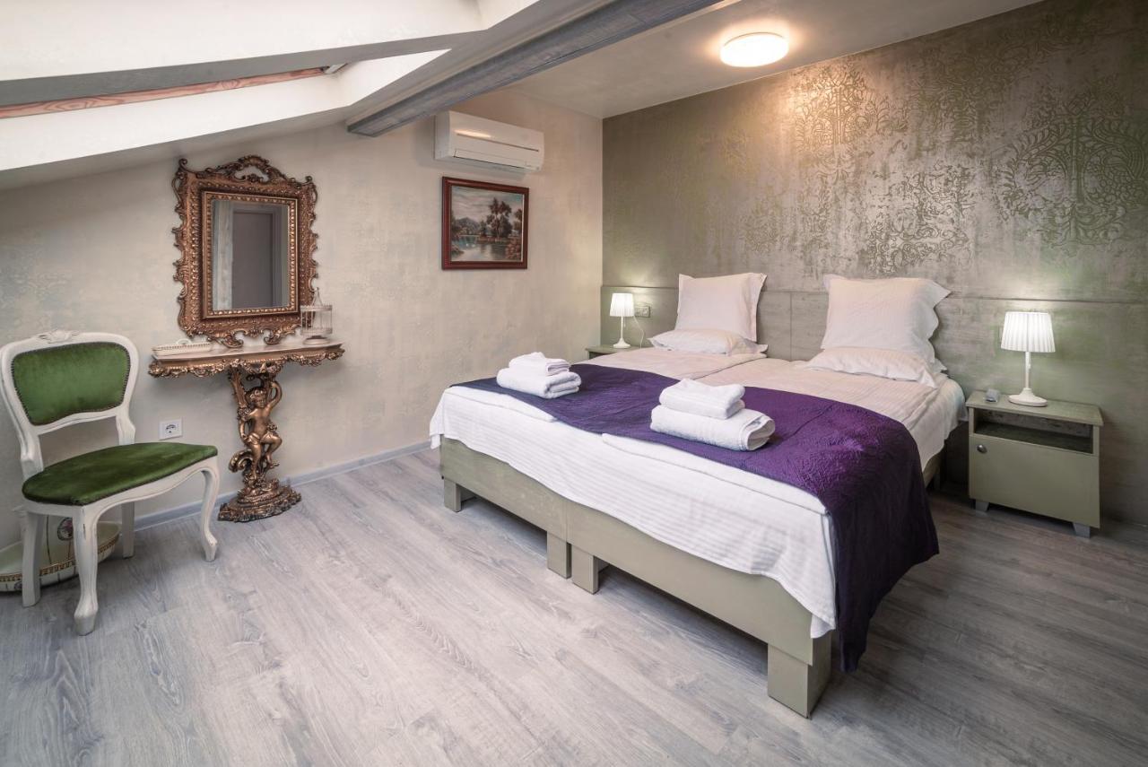 וליקו טורנובו The Gallery Guest House - Garden And Garage מראה חיצוני תמונה